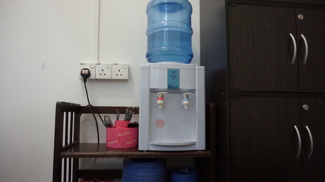 Jiaxin Hostel Ulu Tiram Ngoại thất bức ảnh
